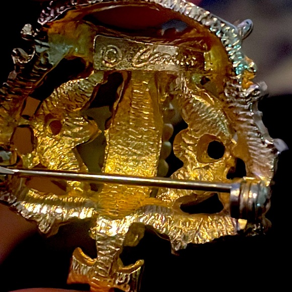 Beautiful crown brooch with crystals vintage - Picture 3 of 4